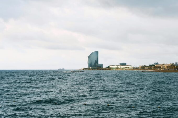 Private Boat Tour, Barcelona, Badalona : Drinks and Snacks! - Frequently Asked Questions