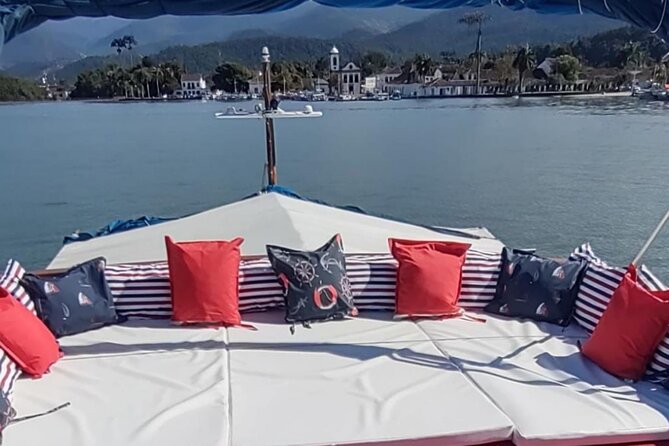 Private Boat Tour - Accessibility and Participation