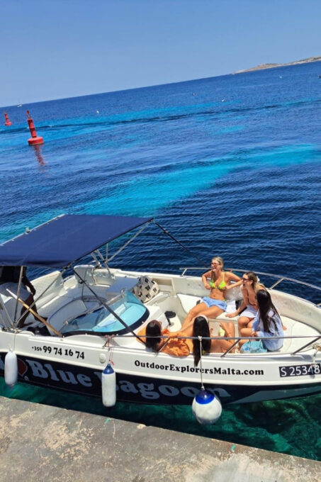 Private Boat Tour: Discover Cominos Blue and Crystal Lagoon - Return to Xlendi