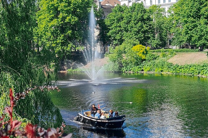 Private Boat Tour Experience in Riga (City Canal and Daugava) - Meeting Point and Logistics