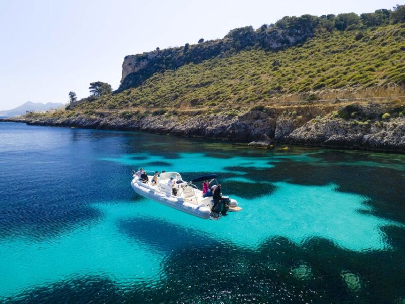 Private Boat Tour Favignana and Levanzo - Onboard Experience