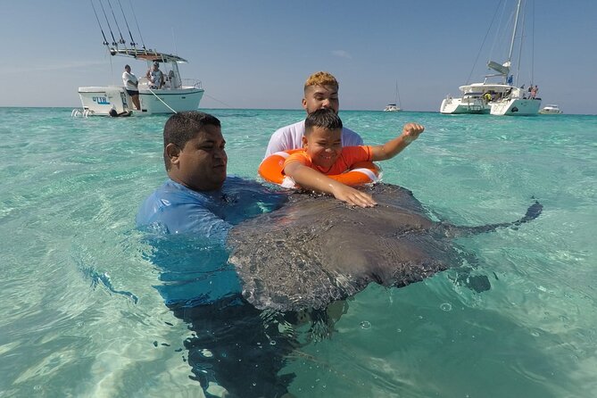 Private Boat Tour in Cayman Islands - Tour Overview