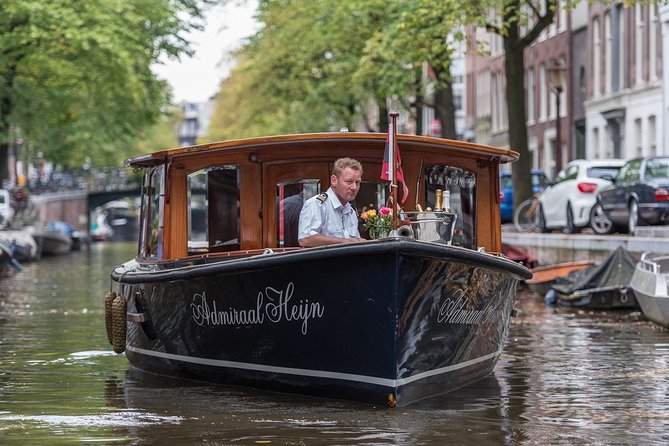 Private Boat Tour on a Electric Saloon Boat - Inclusions
