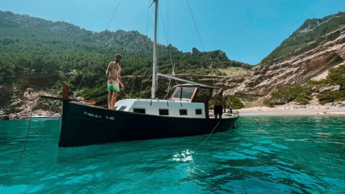 Private Boat Tour Sailing the North Coast of Mallorca - Prohibited Items