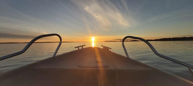 PRIVATE Boat Tour, Sauna&Hot Tub Experience,Bbq - Good To Know