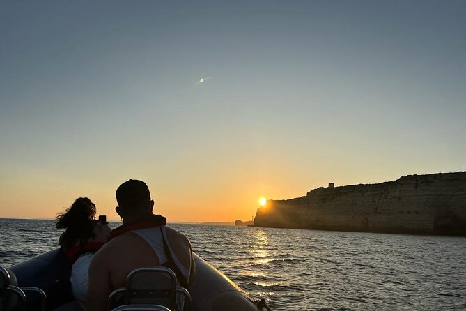 Private Boat Tour Through the Benagil Caves - Meeting and End Points