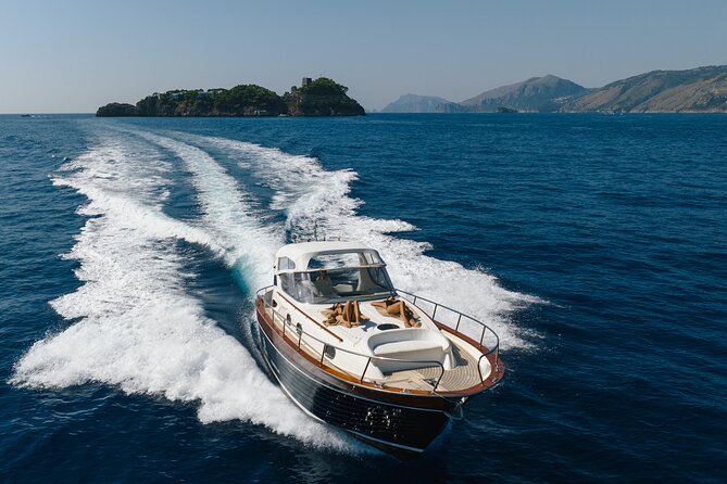 Private Boat Tour To Capri Departing From Positano - Boat Size and Comfort Considerations