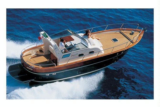Private Boat Tour to Capri From Sorrento on 38 Feet Apreamare - Meeting and Pickup Logistics