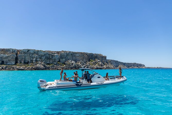 Private Boat Tour to Discover Favignana and Levanzo From Trapani - Exploring Levanzos Bays