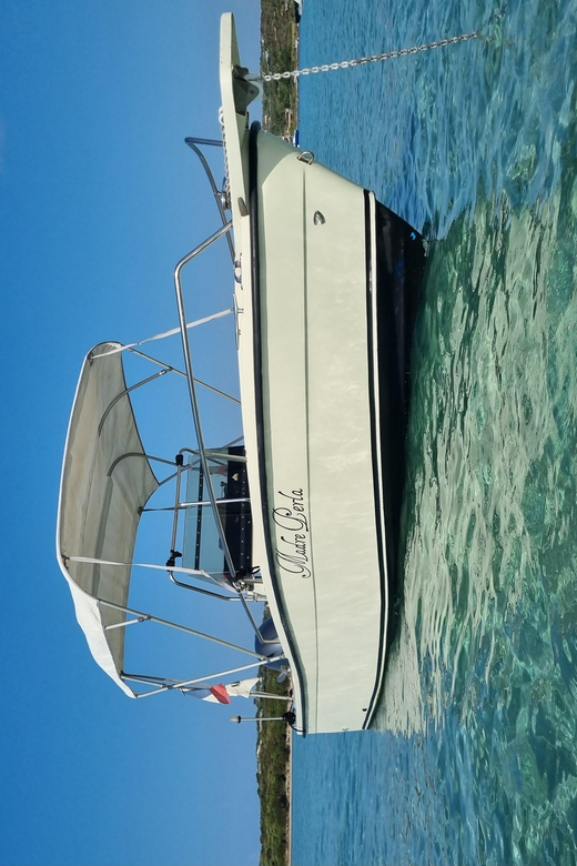 Private Boat Tour to the Strait of Bonifacio With Aperitif - Inclusions