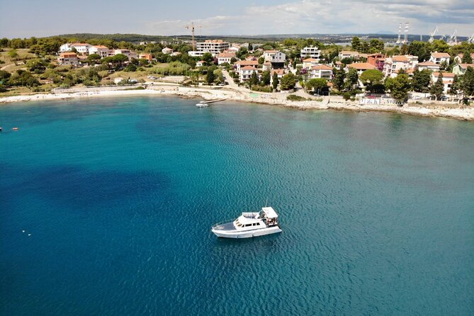 Private Boat Tour With Activities in Pula Croatia - Amenities Offered on the Boat