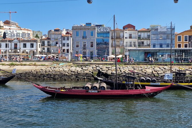 Private Boat Tour With Portuguese Wine and Cheese Tasting - Wine and Cheese Tasting