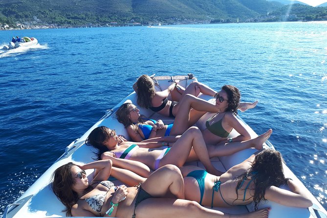 Private Boat Tours and Transfers - Meeting and Pickup Options