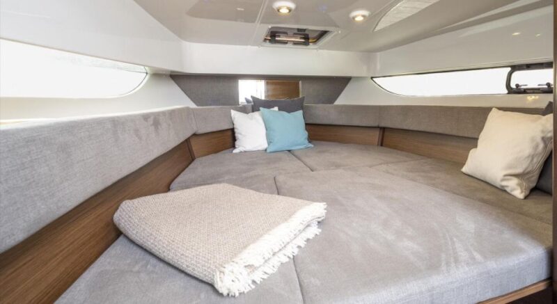 Private Boat Trip for Cruise to Hydra and Poros From Athens - Swimming and Snorkeling