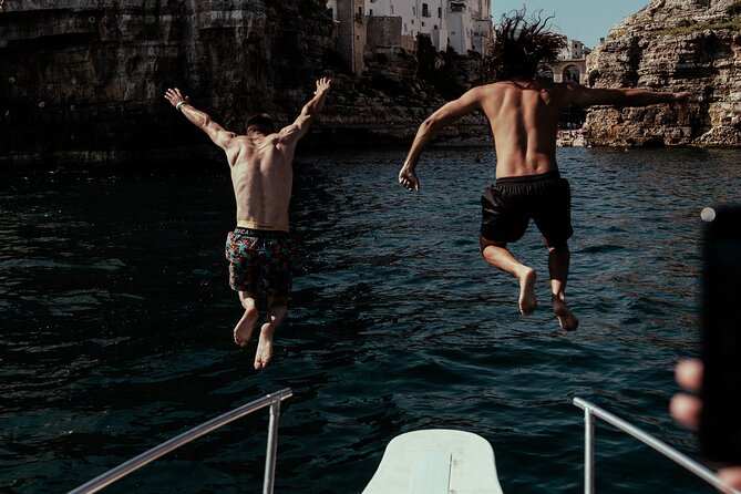 Private Boat Trip to the Polignano a Mare Caves - Meeting Point and Accessibility