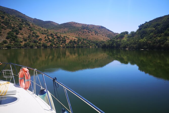Private Boat Trip With Lunch in a Typical Restaurant - Cancellation and Reviews