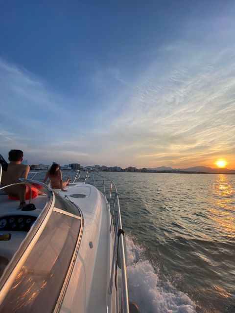 Private Boat Vip Trip - Boat Capacity and Duration