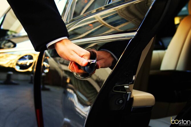 Private Boston Airport Transportation - One Way - Accessibility and Participation