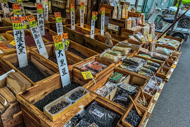 Private Breakfast Tour at Tsukiji Outer Market - Exploring the Tsukiji Outer Market