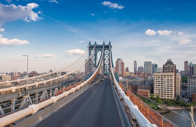 Private Brooklyn and Manhattan Bridges Walking Tour - Key Points