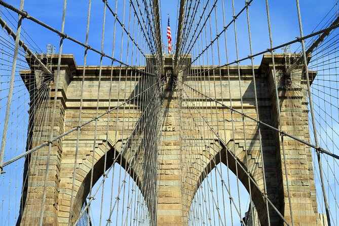 Private Brooklyn Bridge Tour With a Local - Hands-on Experiences