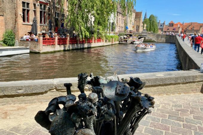 Private Bruges Full-Day Trip by Mercedes From Paris - Inclusions and Exclusions