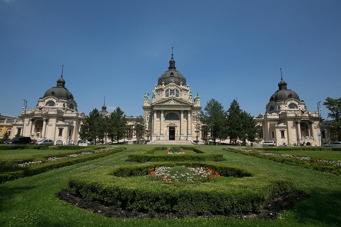 Private Budapest Bike Tour With Cafe Stop - Physical Requirements and Accessibility