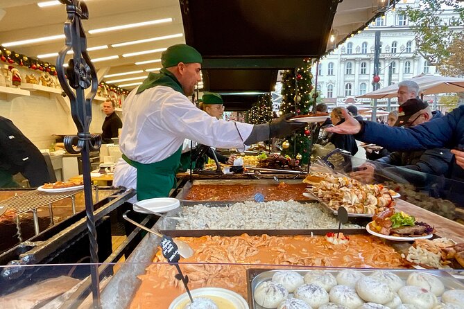 Private Budapest Christmas Market Tour With Chimney Cake & Mulled Wine - Pricing and Availability