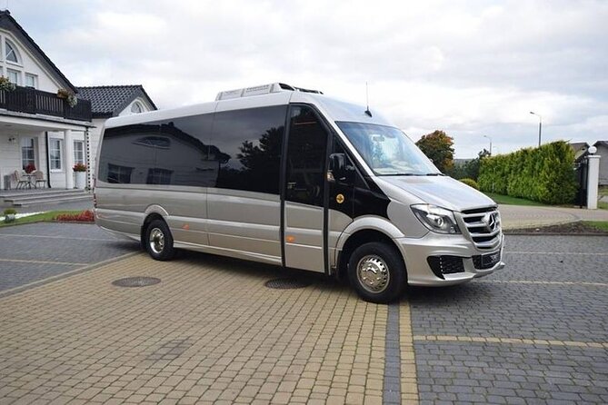 Private Bus Tour in Amsterdam City - Inclusions and Accessibility