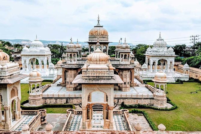 Private Cab for Full Day Sightseeing in Jaipur - Customizable Itinerary