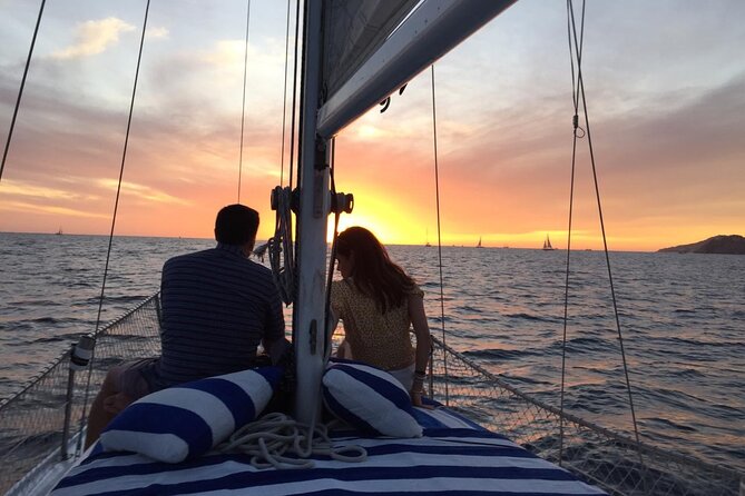 Private Cabo San Lucas Sunset Cruise - Key Points