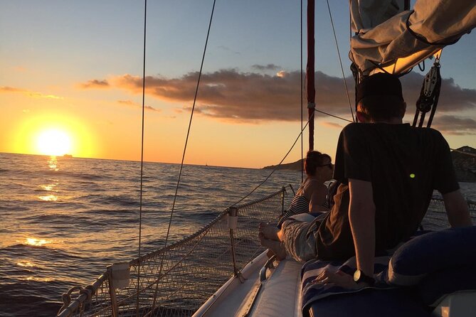 Private Cabo San Lucas Sunset Cruise - Meeting and Transportation