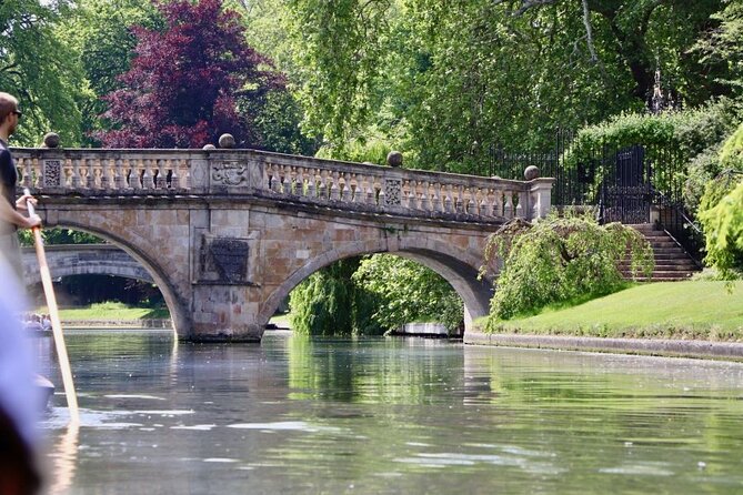 Private Cambridge Punting Tour - Meeting and Pickup