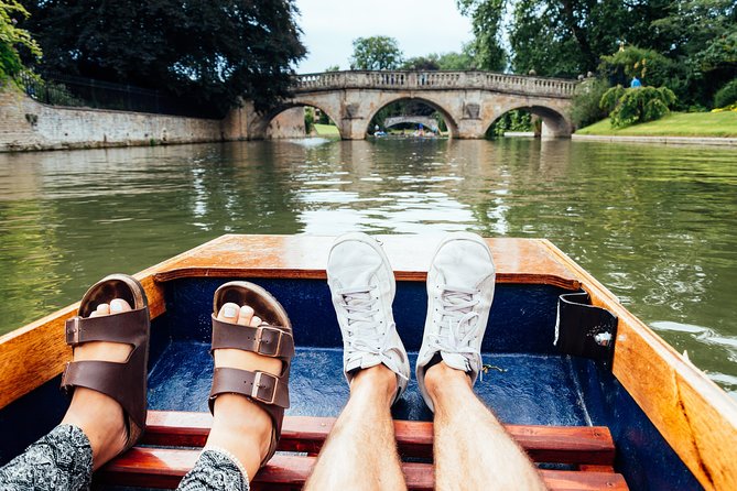 Private | Cambridge Uni Walking Tour & Punting Tour Led By Alumni - Punting Tour Experience