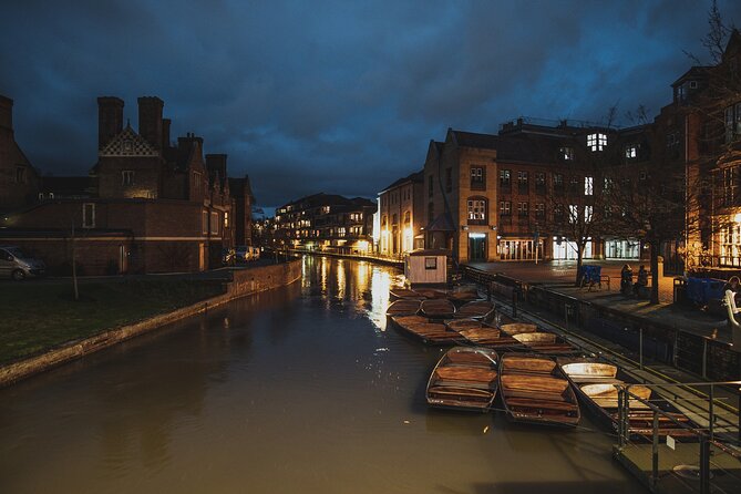 Private | Cambridge University Ghost Tour Led By University Alumni - Booking Your Tour