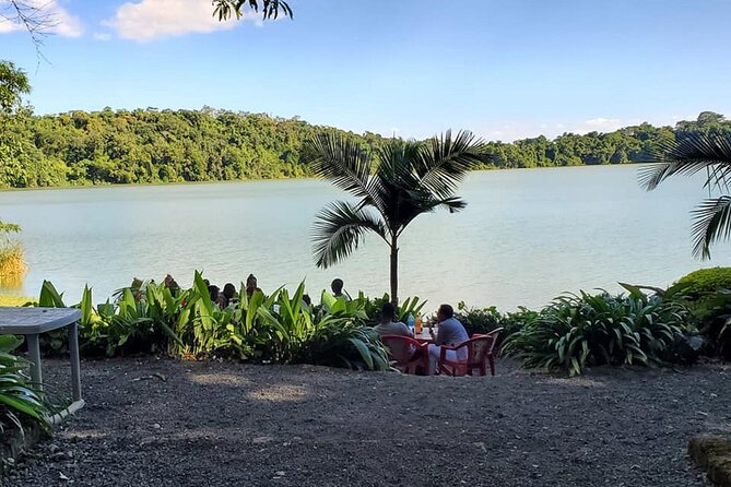 Private Canoe or Hike Tour on Lake Duluti - Exploring Lake Duluti by Canoe