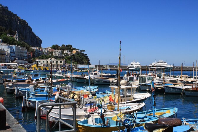 Private Capri Luxury Boat Experience: Cruise, Swim & Sunbathe - Participation Requirements