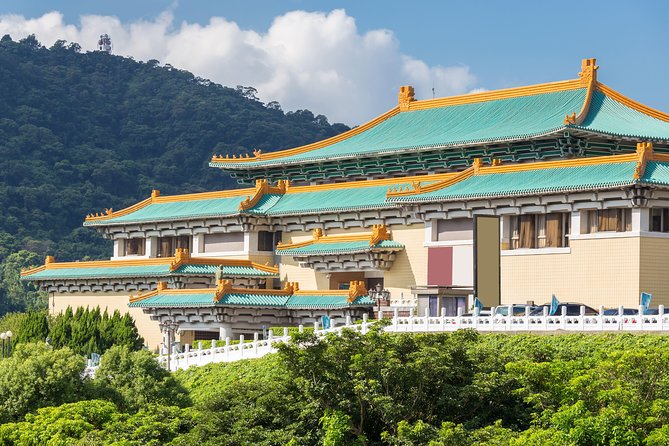 Private Car: 8 Hour Highly Customized Taipei City Exploration! - Highlights of Taipei City