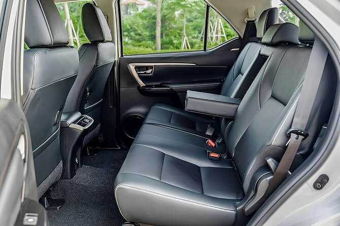 Private Car Between Hanoi Airport and Hanoi Old Quarter - Vehicle Information