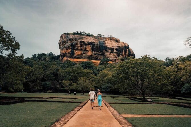 Private Car & English-Speaking Driver  Sri Lanka Island wide - What Makes This Service Stand Out?