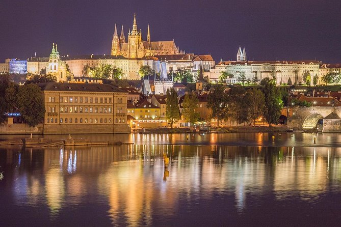 Private Car From Munich to Prague: Transfer With 2h Sightseeing - Driver Highlights
