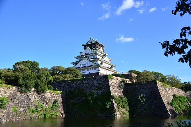 Private Car Full Day Tour of Osaka Temples, Gardens and Kofun Tombs - Shitennoji Temple and Gardens