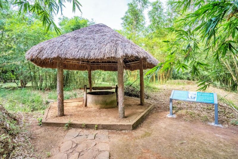 Private Car Hue to Phong Nha With Multi Sightseeing Stops - Phong Nha Cave Boat Cruise