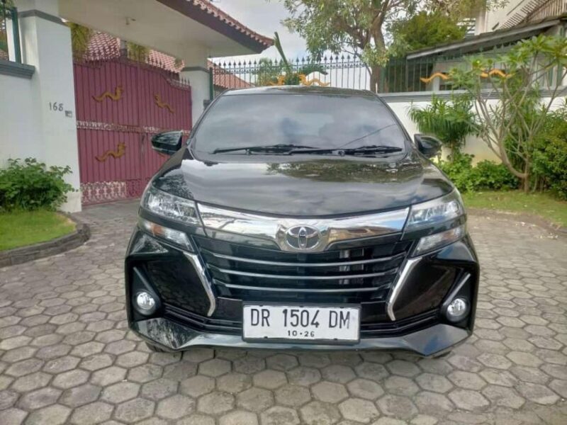Private Car or Van Charter With Driver - Booking and Cancellation