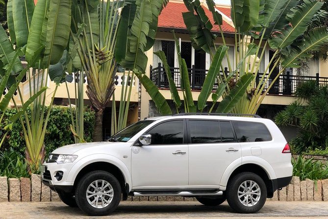 Private Car Sightseeing Tour From Hue to Hoi an - Transportation and Amenities