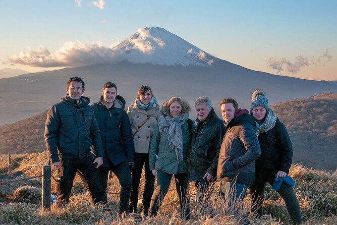 Private Car Tour to Mt. Fuji and Kawaguchiko or Hakone - Key Points