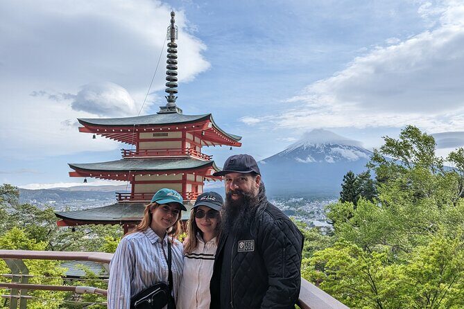 Private Car Tour to Mt. Fuji and Kawaguchiko or Hakone - A Closer Look at the Experience