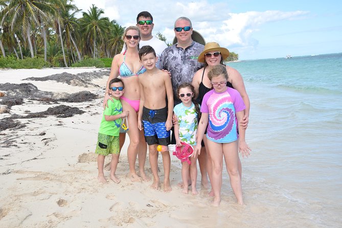 Private Caribbean Snorkeling Cruise At Punta Cana & Sharks, Stingray Encounter - Onboard Entertainment and Amenities