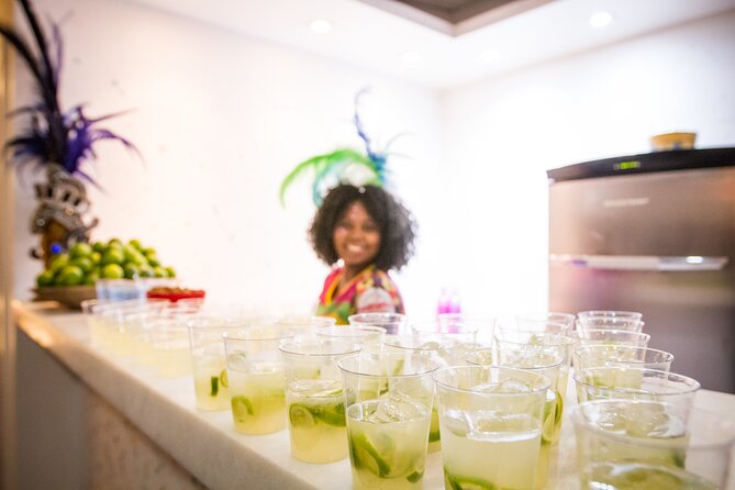 Private Carnaval Experience With Pickup: Carnival Backstage, Drink, Samba & More - Key Points