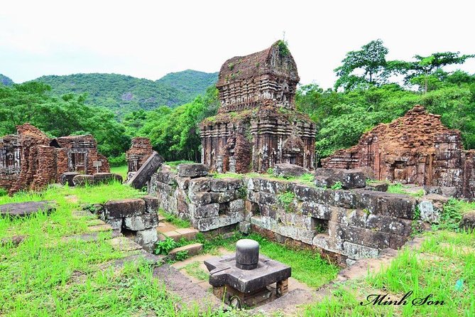Private CarTransfer to My Son Holyland-Marble Mountain-Lady Buddha-Dragon Bridge - Marble Mountain